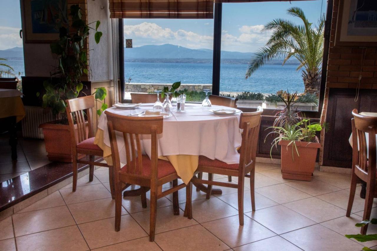Hotel Lefkadi レフカンディ・ハルキス エクステリア 写真