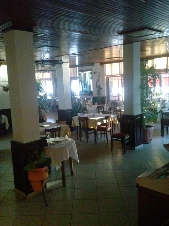 Hotel Lefkadi レフカンディ・ハルキス エクステリア 写真