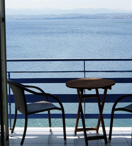 Hotel Lefkadi レフカンディ・ハルキス エクステリア 写真